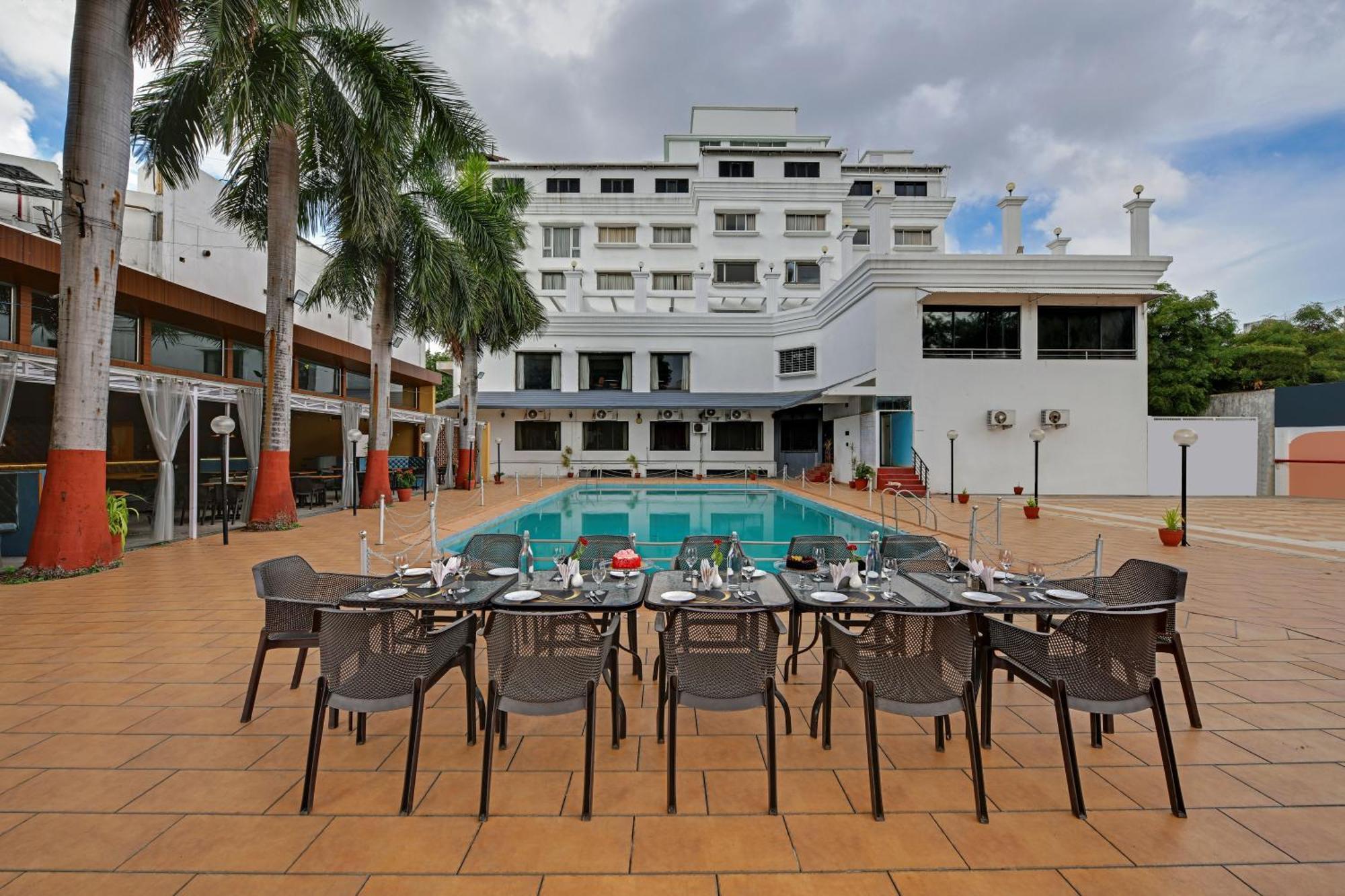 Quality Inn Regency, נאסיק מראה חיצוני תמונה